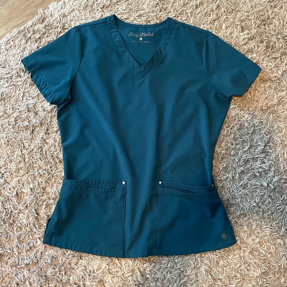 Easy stretch scrub set - Picture 2 of 8